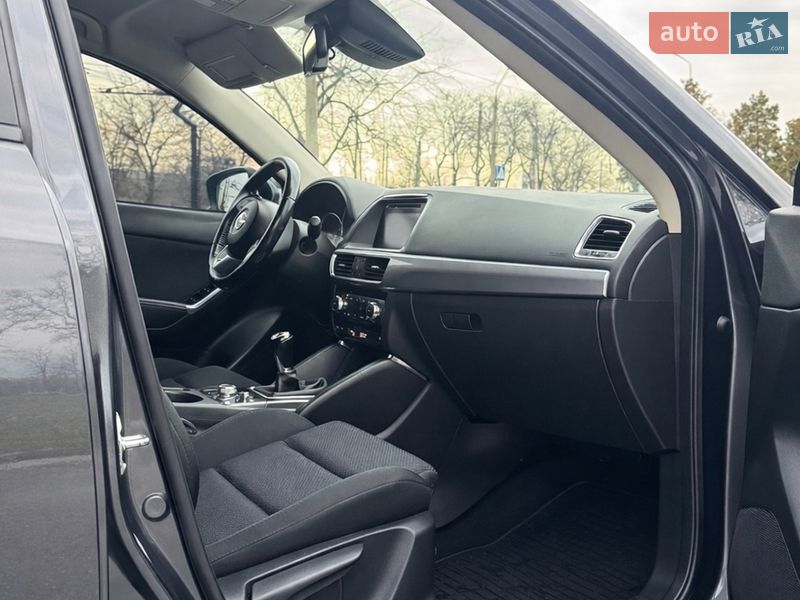 Внедорожник / Кроссовер Mazda CX-5 2015 в Краматорске