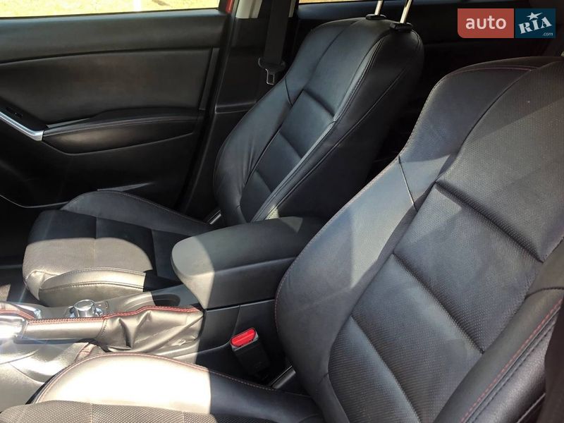 Позашляховик / Кросовер Mazda CX-5 2015 в Рівному