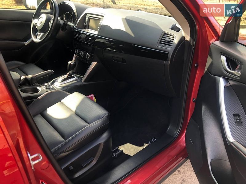 Позашляховик / Кросовер Mazda CX-5 2015 в Рівному