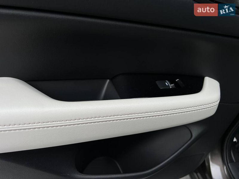 Позашляховик / Кросовер Mazda CX-5 2018 в Києві фото 41 Позашляховик / Кросовер Mazda CX-5 2018 в Києві