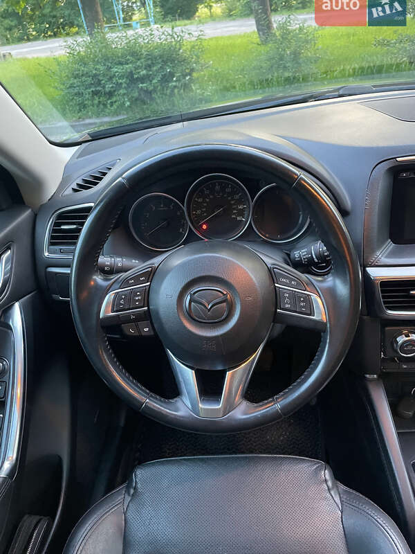 Позашляховик / Кросовер Mazda CX-5 2016 в Миргороді