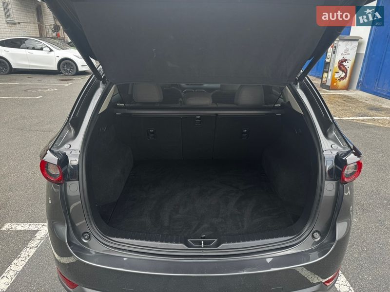 Внедорожник / Кроссовер Mazda CX-5 2018 в Киеве