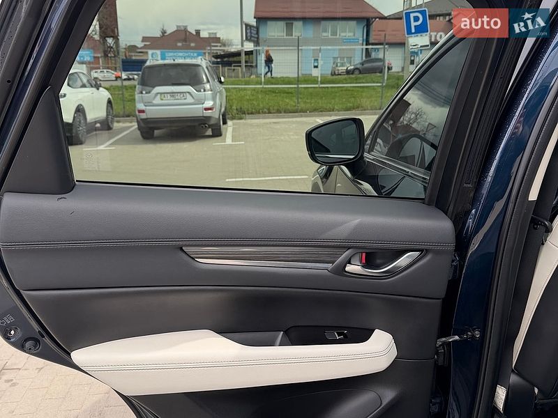 Внедорожник / Кроссовер Mazda CX-5 2017 в Киеве