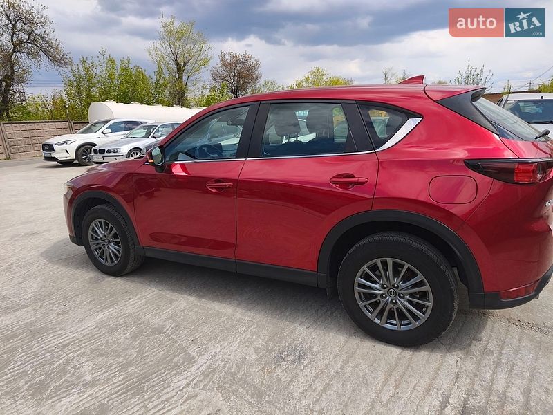 Внедорожник / Кроссовер Mazda CX-5 2017 в Кривом Роге