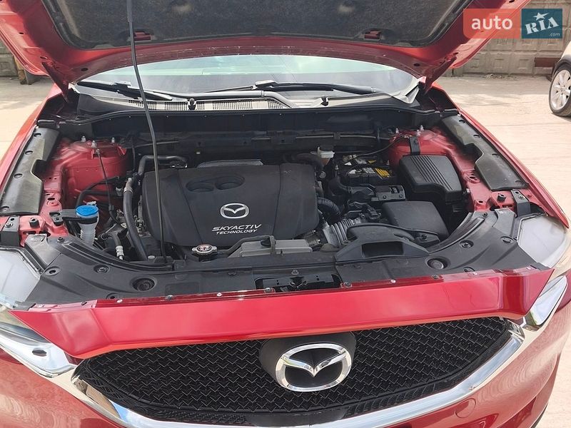 Внедорожник / Кроссовер Mazda CX-5 2017 в Кривом Роге