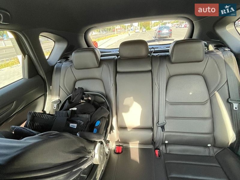 Внедорожник / Кроссовер Mazda CX-5 2019 в Киеве