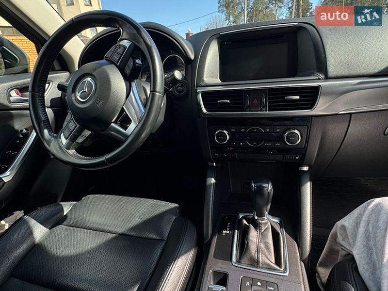 Внедорожник / Кроссовер Mazda CX-5 2016 в Гостомеле