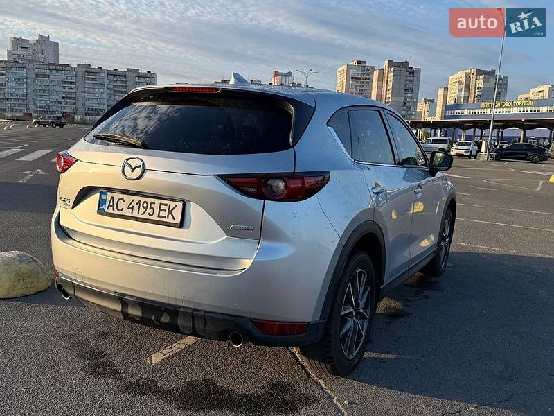 Внедорожник / Кроссовер Mazda CX-5 2017 в Киеве