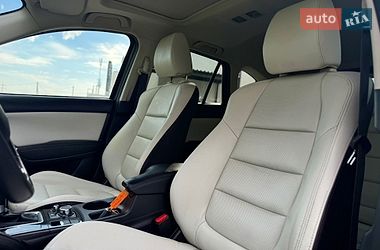 Внедорожник / Кроссовер Mazda CX-5 2016 в Луцке