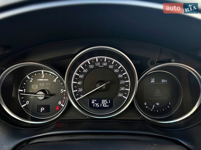 Внедорожник / Кроссовер Mazda CX-5 2016 в Луцке