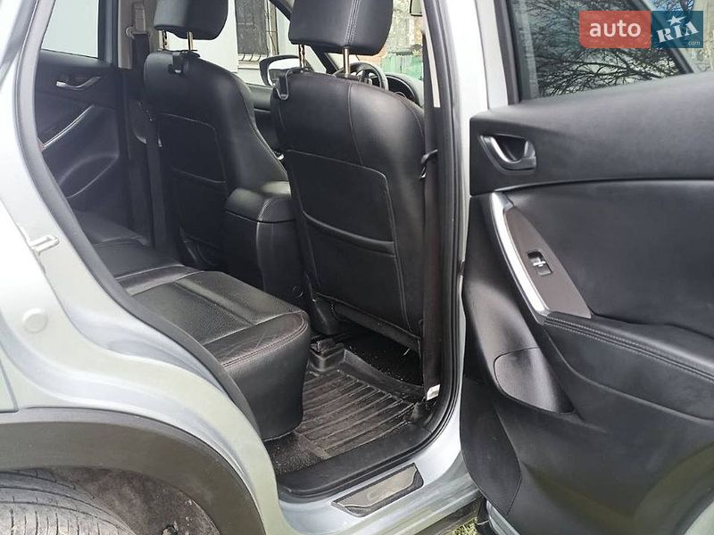 Внедорожник / Кроссовер Mazda CX-5 2016 в Сумах