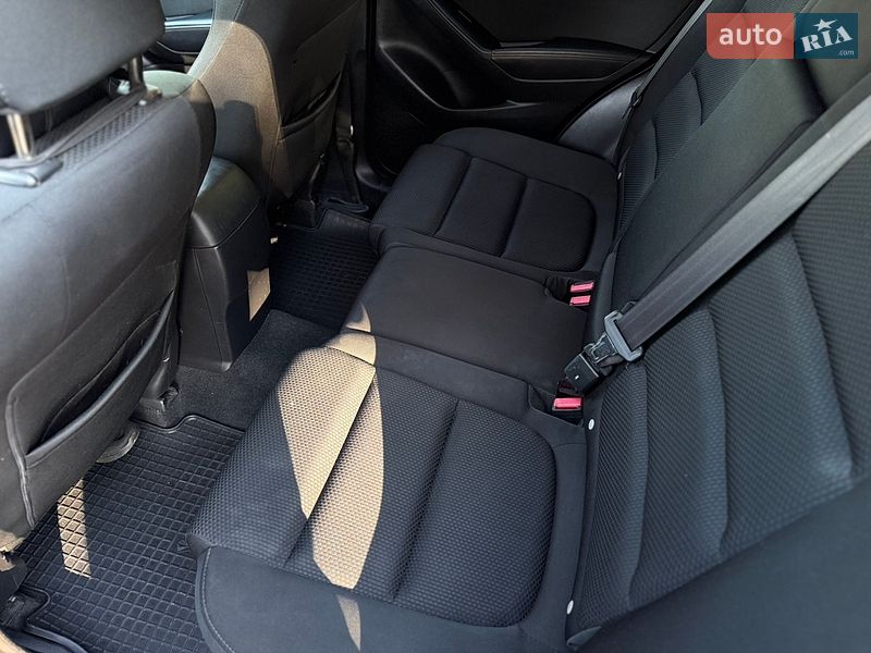 Внедорожник / Кроссовер Mazda CX-5 2016 в Киеве