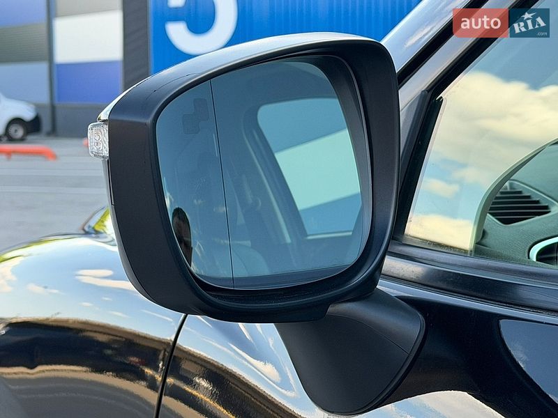 Внедорожник / Кроссовер Mazda CX-5 2017 в Ровно