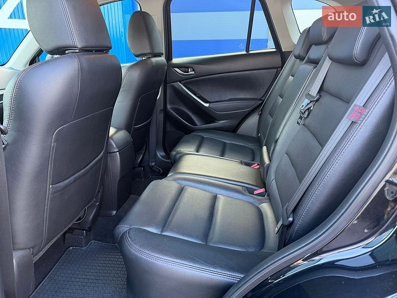 Внедорожник / Кроссовер Mazda CX-5 2017 в Ровно