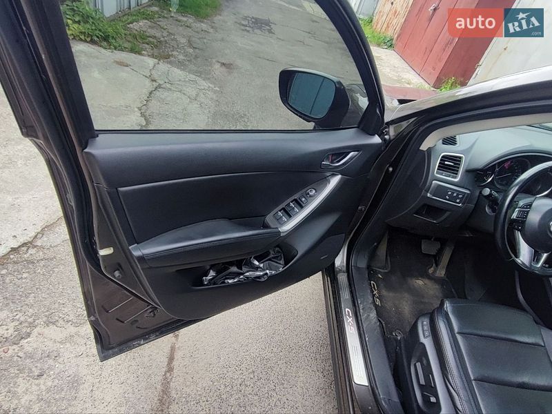 Внедорожник / Кроссовер Mazda CX-5 2016 в Киеве фото 9 Внедорожник / Кроссовер Mazda CX-5 2016 в Киеве