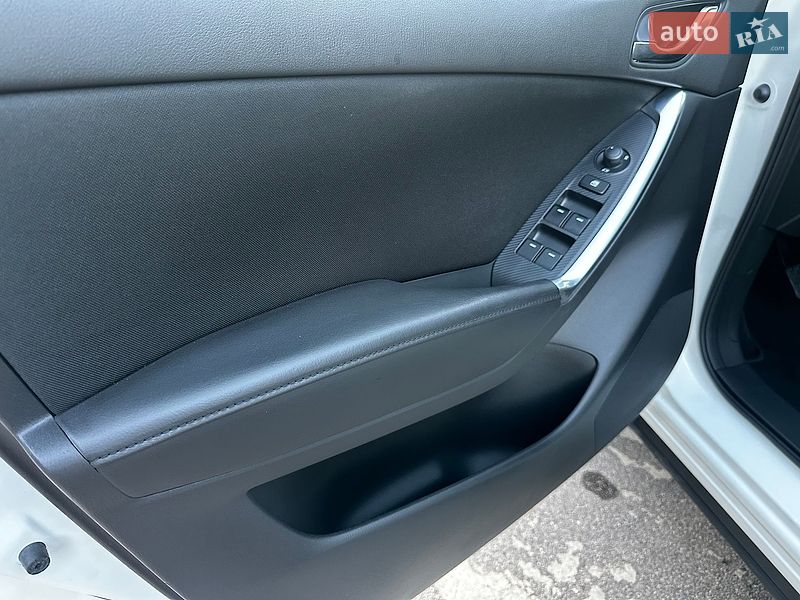 Внедорожник / Кроссовер Mazda CX-5 2017 в Гнивани