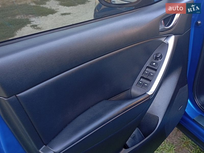 Внедорожник / Кроссовер Mazda CX-5 2012 в Золочеве