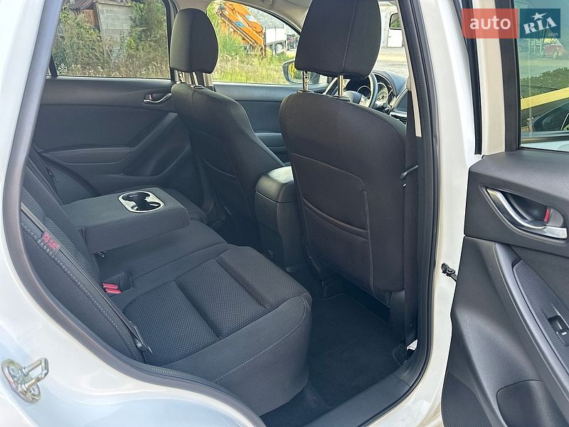 Внедорожник / Кроссовер Mazda CX-5 2017 в Гнивани