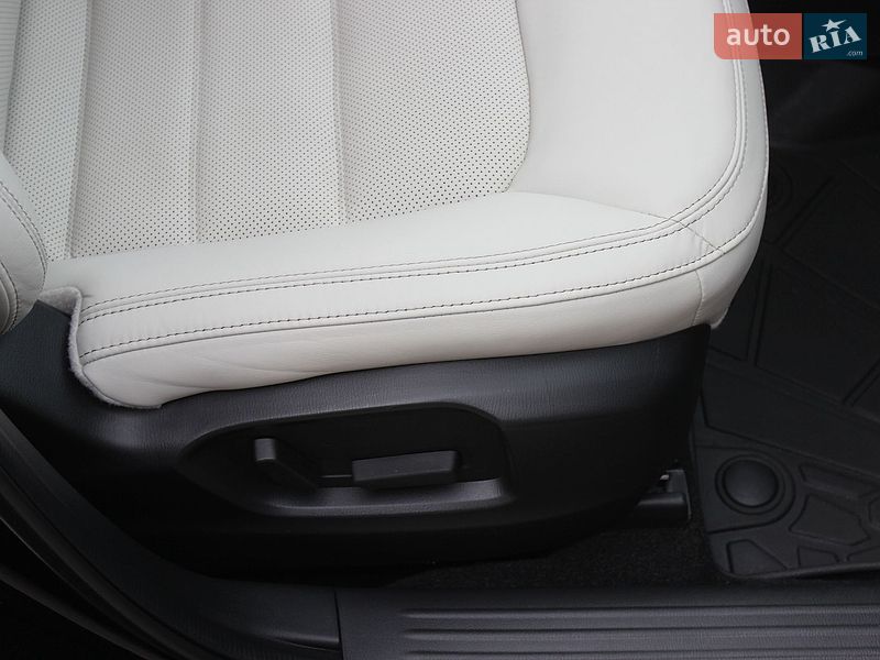 Внедорожник / Кроссовер Mazda CX-5 2022 в Днепре