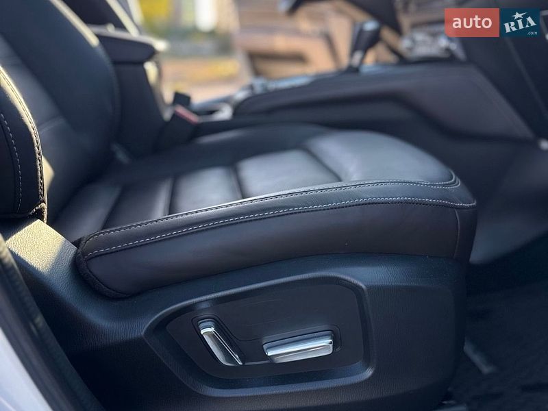 Внедорожник / Кроссовер Mazda CX-5 2024 в Киеве