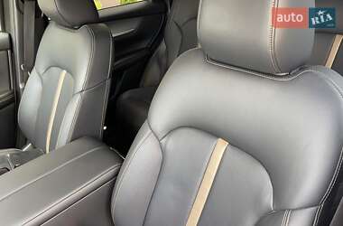 Внедорожник / Кроссовер Mazda CX-60 2023 в 