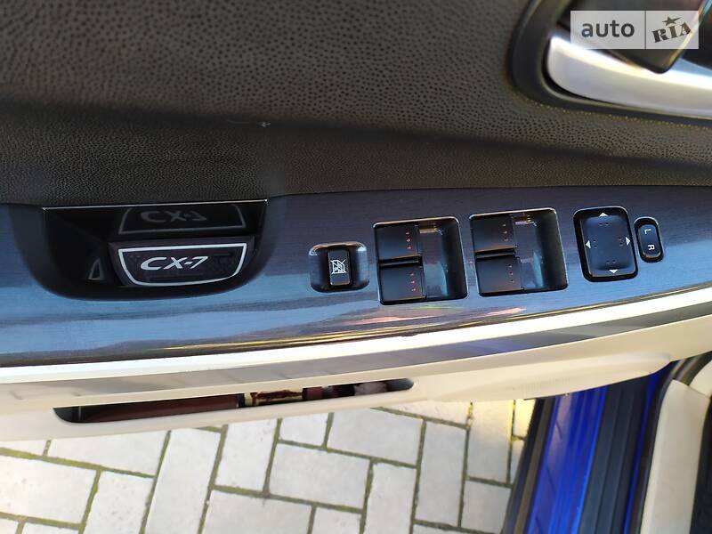 Внедорожник / Кроссовер Mazda CX-7 2007 в Николаеве