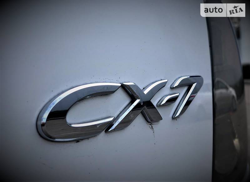 Внедорожник / Кроссовер Mazda CX-7 2010 в Днепре