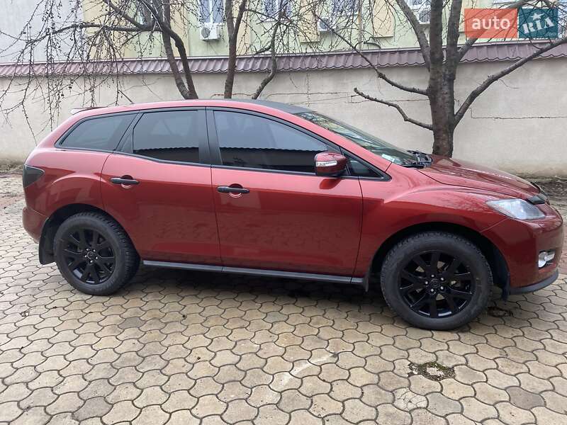 Позашляховик / Кросовер Mazda CX-7 2009 в Чернівцях
