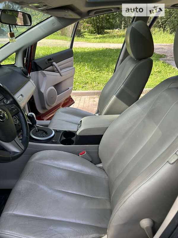 Позашляховик / Кросовер Mazda CX-7 2011 в Києві