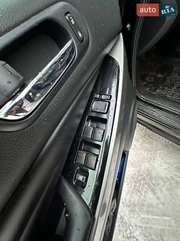 Внедорожник / Кроссовер Mazda CX-7 2011 в Львове