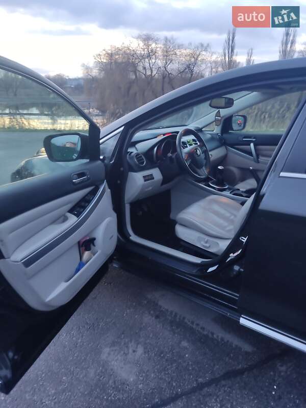 Позашляховик / Кросовер Mazda CX-7 2011 в Олександрії