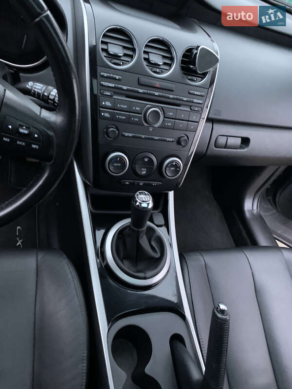 Внедорожник / Кроссовер Mazda CX-7 2010 в Днепре