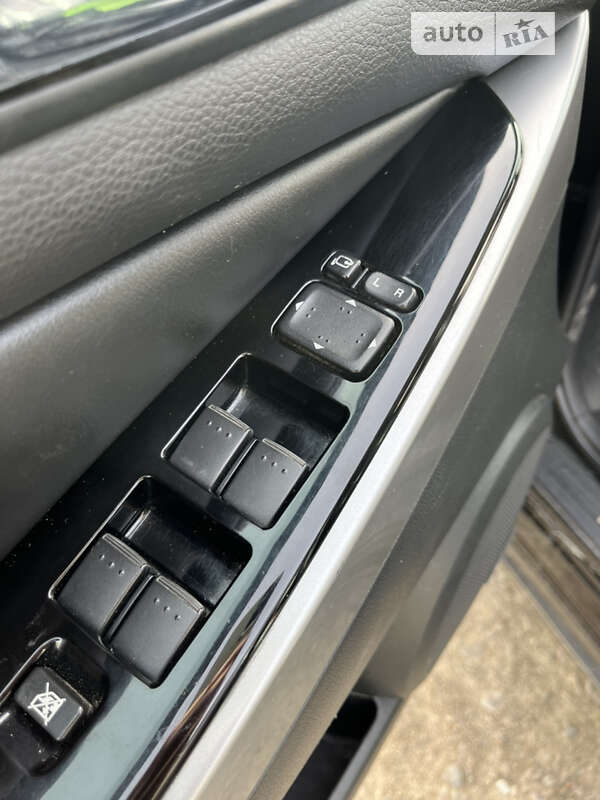 Позашляховик / Кросовер Mazda CX-7 2010 в Стрию