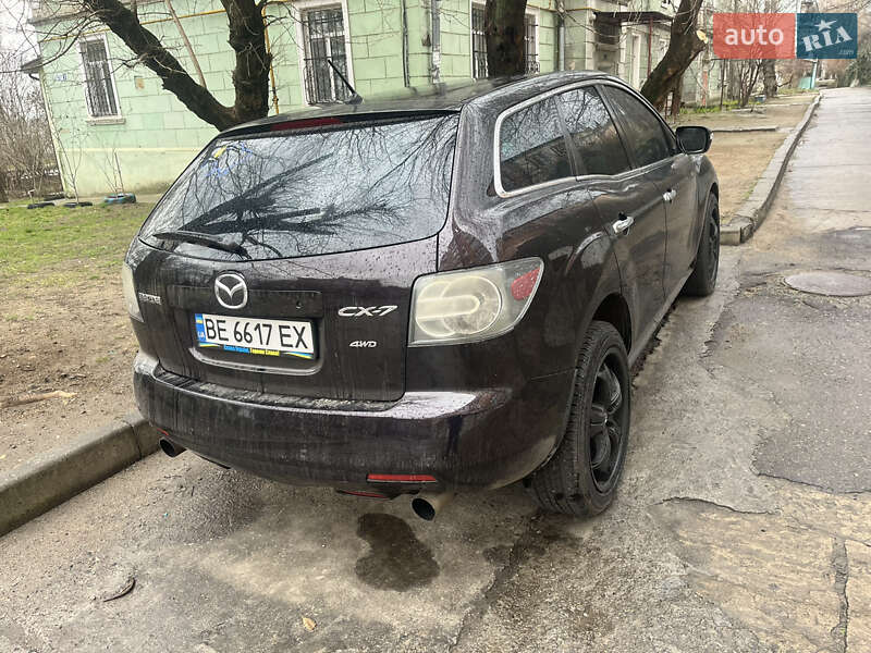 Позашляховик / Кросовер Mazda CX-7 2007 в Миколаєві
