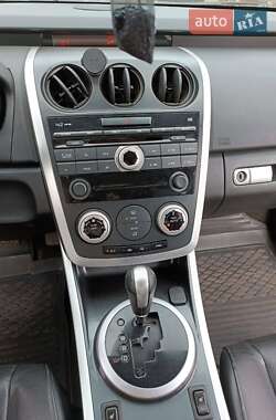 Позашляховик / Кросовер Mazda CX-7 2009 в 