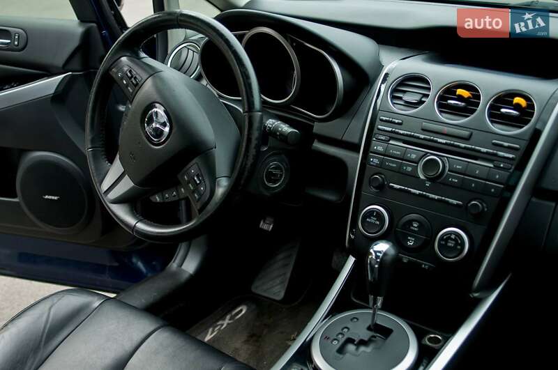 Позашляховик / Кросовер Mazda CX-7 2010 в Києві