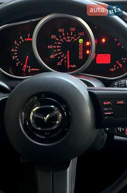 Позашляховик / Кросовер Mazda CX-7 2007 в 