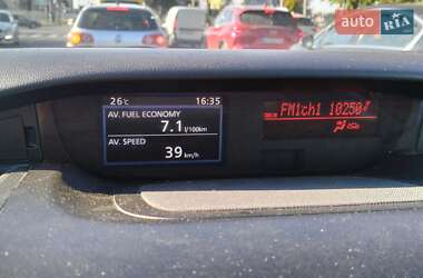 Внедорожник / Кроссовер Mazda CX-7 2009 в 
