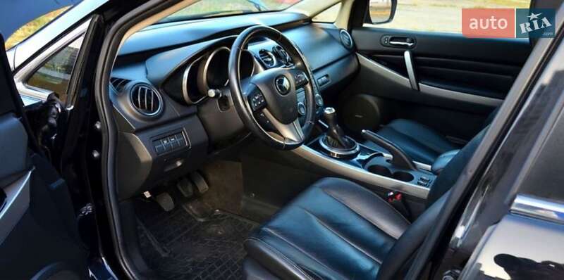 Позашляховик / Кросовер Mazda CX-7 2010 в Києві
