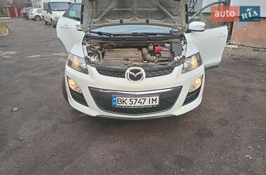 Позашляховик / Кросовер Mazda CX-7 2011 в 