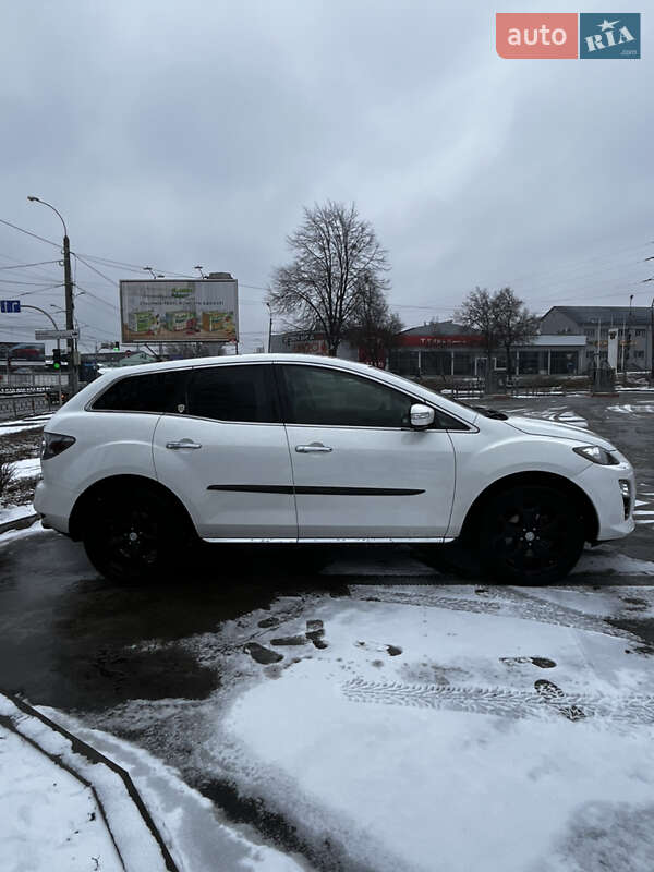Позашляховик / Кросовер Mazda CX-7 2009 в Чернігові