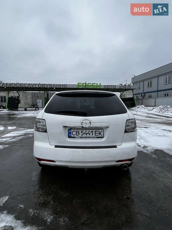 Позашляховик / Кросовер Mazda CX-7 2009 в Чернігові