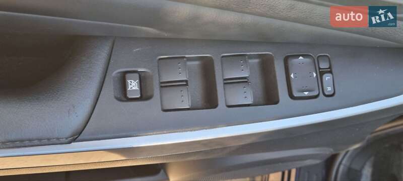 Внедорожник / Кроссовер Mazda CX-7 2011 в Ровно