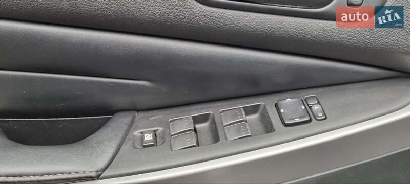 Внедорожник / Кроссовер Mazda CX-7 2011 в Ровно