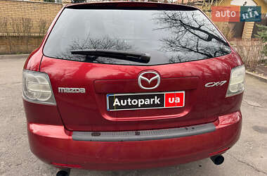 Позашляховик / Кросовер Mazda CX-7 2006 в 