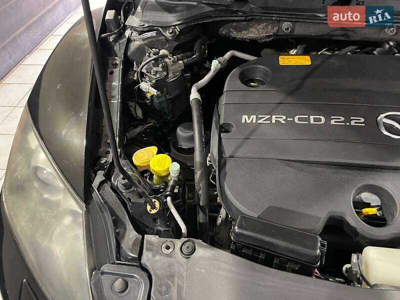 Позашляховик / Кросовер Mazda CX-7 2010 в Косові