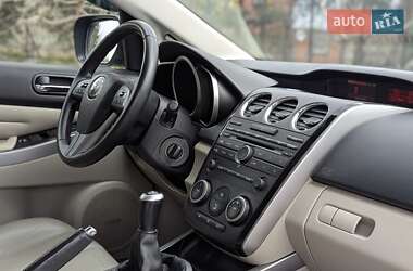 Внедорожник / Кроссовер Mazda CX-7 2009 в 