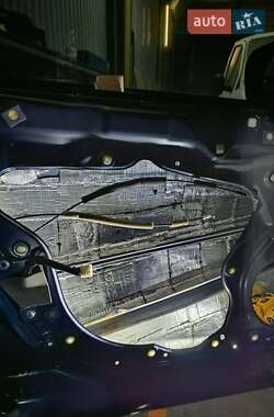 Позашляховик / Кросовер Mazda CX-7 2010 в 