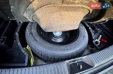 Позашляховик / Кросовер Mazda CX-7 2008 в 