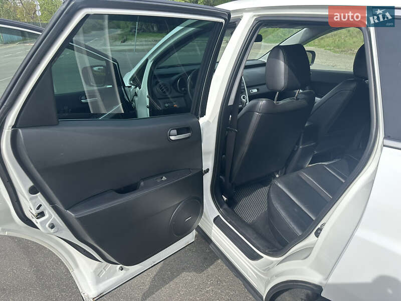 Позашляховик / Кросовер Mazda CX-7 2009 в Києві